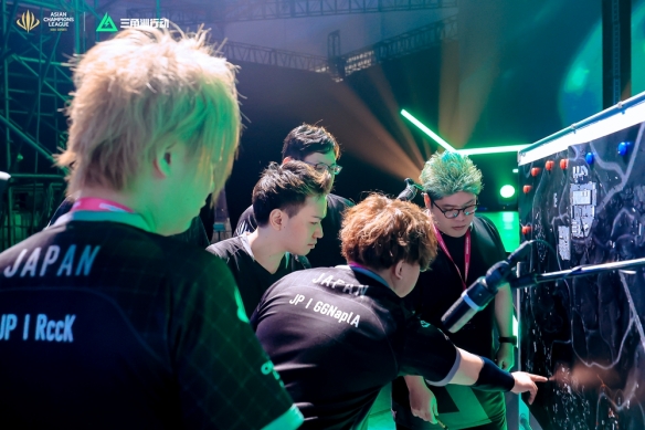 韧性和拼搏 韧性和拼搏